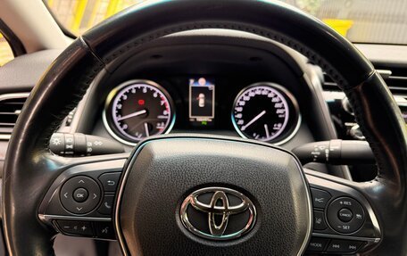 Toyota Camry, 2020 год, 2 900 000 рублей, 12 фотография