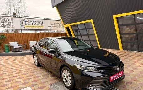 Toyota Camry, 2020 год, 2 900 000 рублей, 5 фотография