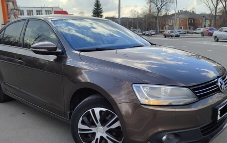 Volkswagen Jetta VI, 2012 год, 1 200 000 рублей, 6 фотография