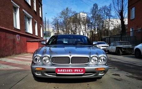 Jaguar XJR III (X350), 1999 год, 2 000 000 рублей, 2 фотография