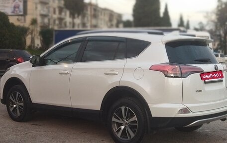 Toyota RAV4, 2016 год, 2 330 000 рублей, 3 фотография