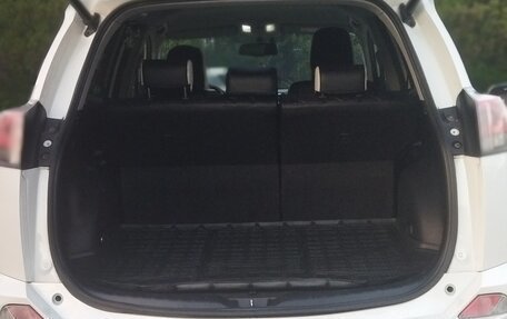 Toyota RAV4, 2016 год, 2 330 000 рублей, 10 фотография