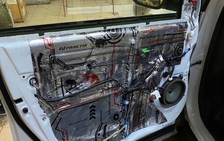 Toyota RAV4, 2016 год, 2 330 000 рублей, 16 фотография