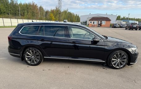 Volkswagen Passat B8 рестайлинг, 2019 год, 2 900 000 рублей, 7 фотография