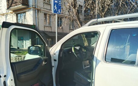 Nissan Navara (Frontier), 2012 год, 1 700 000 рублей, 3 фотография