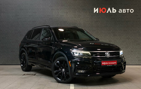 Volkswagen Tiguan II, 2021 год, 3 050 000 рублей, 3 фотография