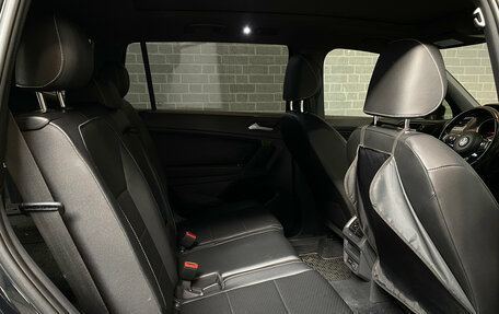 Volkswagen Tiguan II, 2021 год, 3 050 000 рублей, 11 фотография