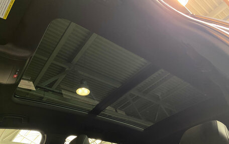 Volkswagen Tiguan II, 2021 год, 3 050 000 рублей, 23 фотография