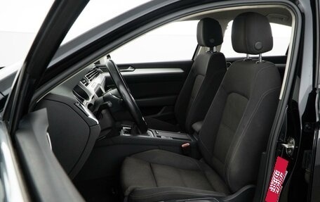 Volkswagen Passat B8 рестайлинг, 2019 год, 10 фотография