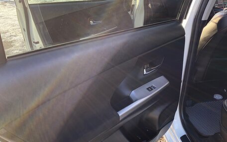 Toyota Prius Alpha I (ZVW40/41), 2016 год, 1 680 000 рублей, 16 фотография