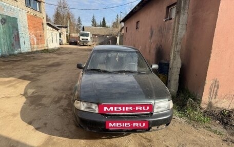 Audi A4, 1996 год, 260 000 рублей, 4 фотография