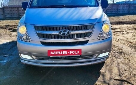 Hyundai Grand Starex Grand Starex I рестайлинг 2, 2010 год, 800 000 рублей, 3 фотография