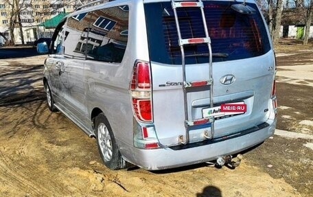 Hyundai Grand Starex Grand Starex I рестайлинг 2, 2010 год, 800 000 рублей, 2 фотография