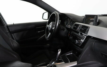 BMW 3 серия, 2017 год, 1 919 990 рублей, 14 фотография