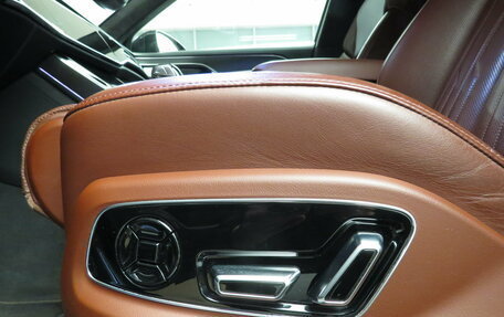 Audi A8, 2018 год, 4 300 000 рублей, 9 фотография