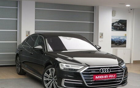 Audi A8, 2018 год, 4 300 000 рублей, 3 фотография