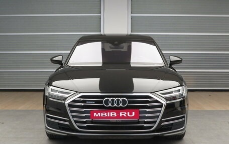 Audi A8, 2018 год, 4 300 000 рублей, 25 фотография