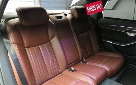 Audi A8, 2018 год, 4 300 000 рублей, 18 фотография