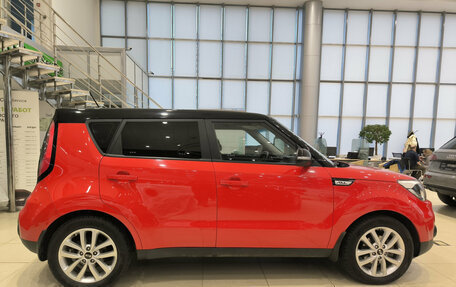 KIA Soul II рестайлинг, 2019 год, 1 785 000 рублей, 8 фотография