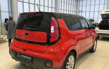 KIA Soul II рестайлинг, 2019 год, 1 785 000 рублей, 9 фотография