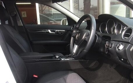 Mercedes-Benz C-Класс, 2012 год, 1 100 000 рублей, 7 фотография