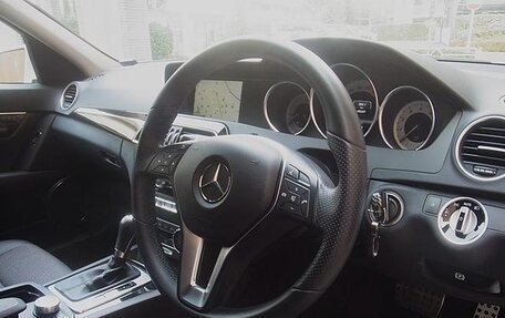 Mercedes-Benz C-Класс, 2012 год, 1 100 000 рублей, 8 фотография