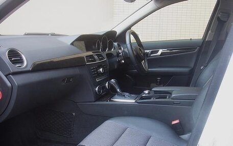 Mercedes-Benz C-Класс, 2012 год, 1 100 000 рублей, 11 фотография