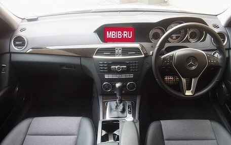 Mercedes-Benz C-Класс, 2012 год, 1 100 000 рублей, 9 фотография