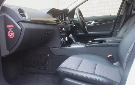 Mercedes-Benz C-Класс, 2012 год, 1 100 000 рублей, 16 фотография