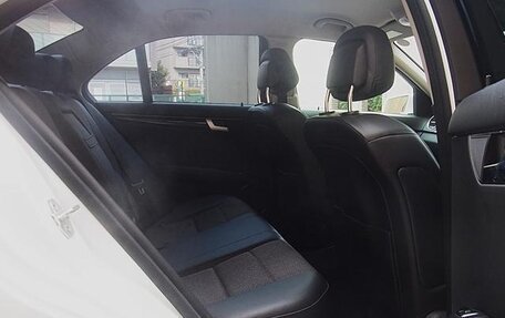 Mercedes-Benz C-Класс, 2012 год, 1 100 000 рублей, 17 фотография