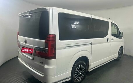 Toyota HiAce H300, 2019 год, 4 500 000 рублей, 4 фотография