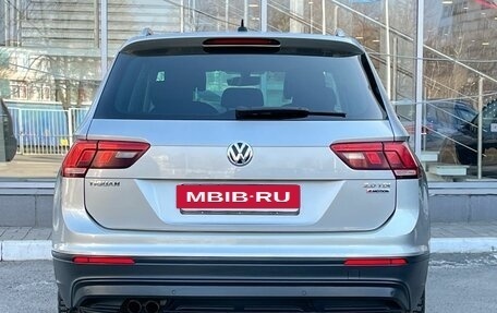 Volkswagen Tiguan II, 2017 год, 2 529 000 рублей, 5 фотография