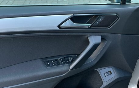 Volkswagen Tiguan II, 2017 год, 2 529 000 рублей, 18 фотография