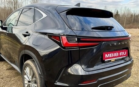 Lexus NX, 2023 год, 7 000 000 рублей, 8 фотография