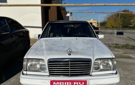 Mercedes-Benz W124, 1992 год, 260 000 рублей, 2 фотография