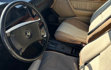 Mercedes-Benz W124, 1992 год, 260 000 рублей, 6 фотография