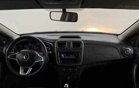 Renault Logan II, 2018 год, 640 000 рублей, 5 фотография