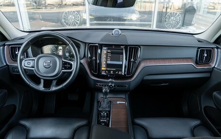 Volvo XC60 II, 2018 год, 3 500 000 рублей, 21 фотография