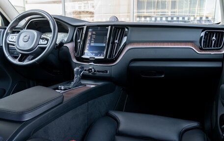 Volvo XC60 II, 2018 год, 3 500 000 рублей, 27 фотография