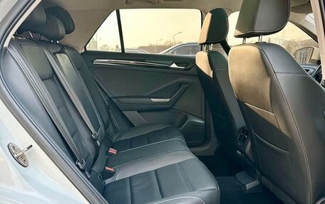 Volkswagen T-Roc I, 2023 год, 1 624 125 рублей, 15 фотография