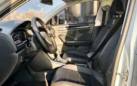 Volkswagen T-Roc I, 2023 год, 1 624 125 рублей, 11 фотография