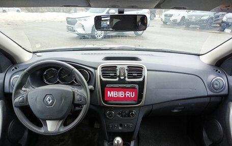 Renault Sandero II рестайлинг, 2015 год, 890 000 рублей, 17 фотография