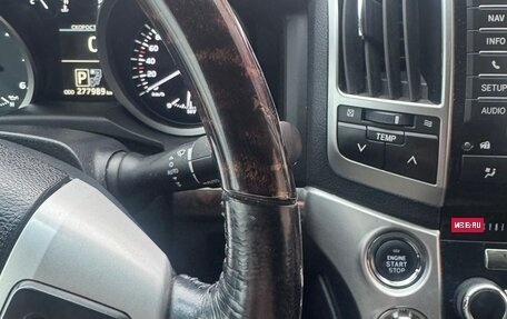 Toyota Land Cruiser 200, 2014 год, 3 300 000 рублей, 7 фотография