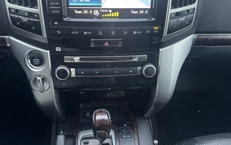 Toyota Land Cruiser 200, 2014 год, 3 300 000 рублей, 17 фотография