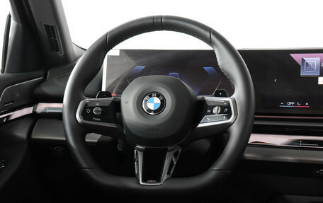 BMW 5 серия, 2025 год, 8 825 000 рублей, 21 фотография