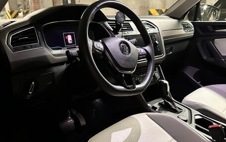 Volkswagen Tiguan II, 2019 год, 3 400 000 рублей, 5 фотография