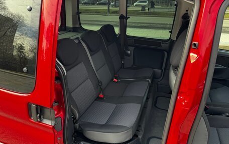 Citroen Berlingo II рестайлинг, 2007 год, 749 000 рублей, 25 фотография