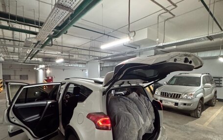 Toyota RAV4, 2016 год, 2 550 000 рублей, 11 фотография