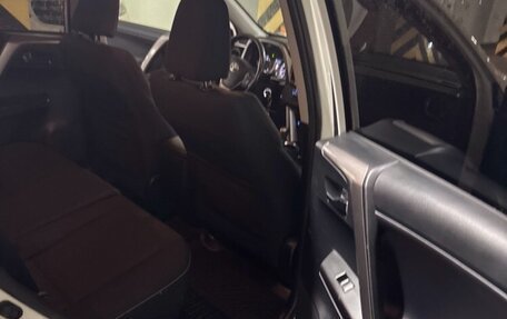 Toyota RAV4, 2016 год, 2 550 000 рублей, 3 фотография