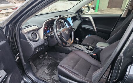 Toyota RAV4, 2015 год, 2 100 000 рублей, 10 фотография